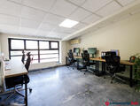 5 person Office