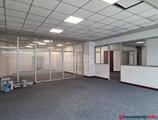 Kancelarije za iznajmljivanje u Odličan poslovni prostor u mezaninu poslovne zgrade