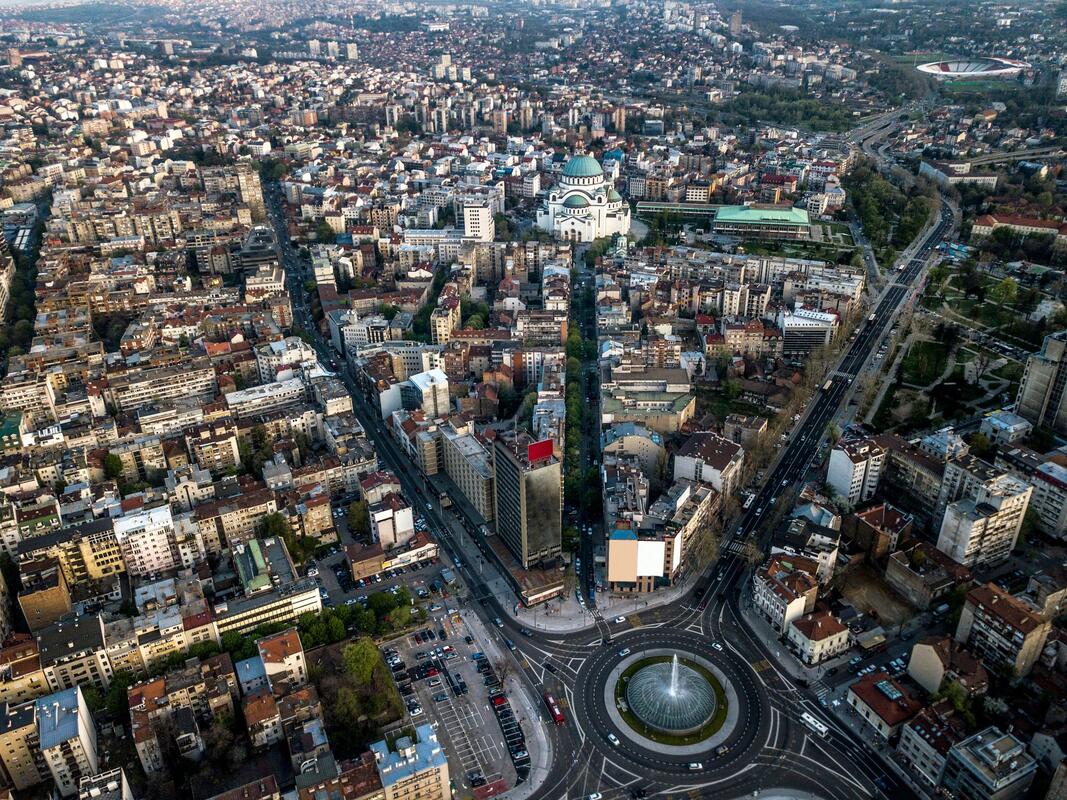 Niska gradnja poslovnog prostora u CEE regionu – šansa za Beograd?