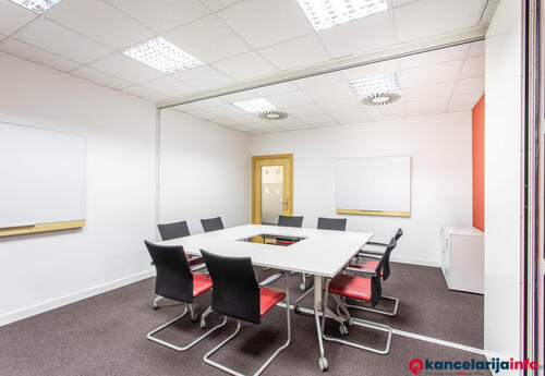 Kancelarije za iznajmljivanje u Privatne kancelarije za 4 zaposlenih na lokaciji Regus New Town