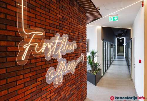 Kancelarije za iznajmljivanje u HOLDING BUSINESS CENTRE