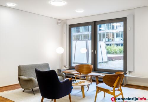 Kancelarije za iznajmljivanje u Atraktivan prostor za zajednički rad sa svim sadržajima uključenim u cenu na lokaciji Regus The One