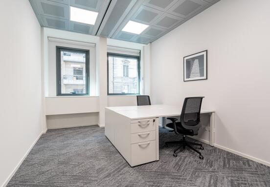 Privatne kancelarije za 2 zaposlenih na lokaciji Regus Hyde Park City