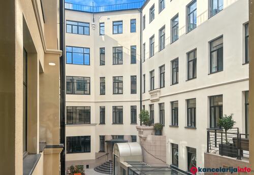 Kancelarije za iznajmljivanje u Privatne kancelarije za 2 zaposlenih na lokaciji Signature SS14