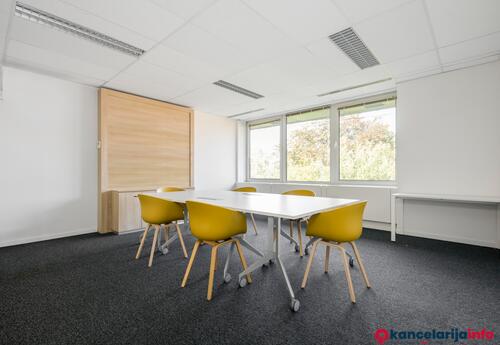 Kancelarije za iznajmljivanje u Privatne kancelarije za 4 zaposlenih na lokaciji Regus Hyde Park City